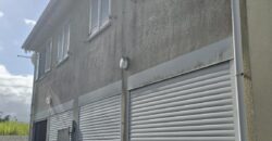 En vente un immeuble sur un terrain de 452m2 proche des commerces à Saint André