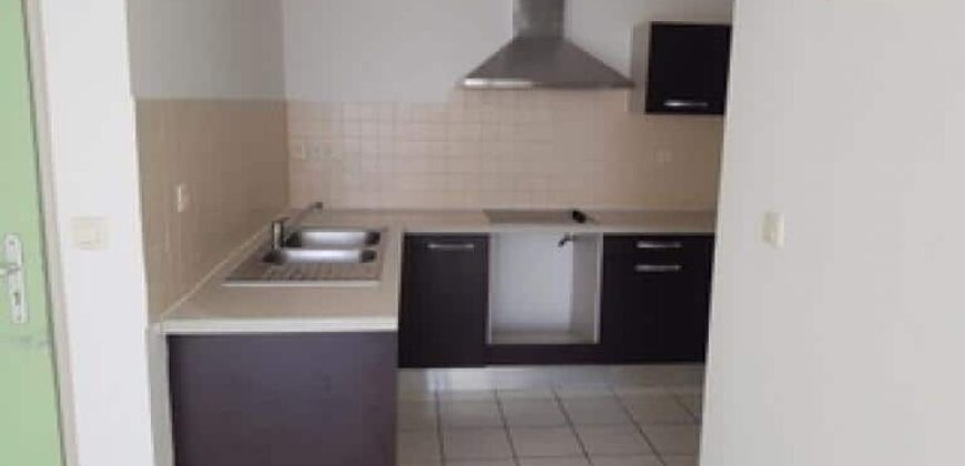 À louer un appartement de 48.40m2 rue lory les hauts à Sainte Clotilde