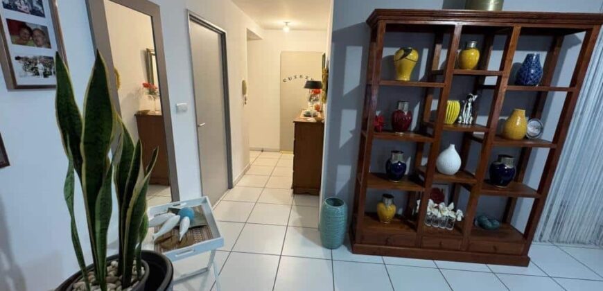 À vendre un bel appartement T3 d’environ 78 m2 situé dans une belle résidence de standing au Tampon