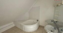 À vendre un appartement T4 de 100m2 proche de toutes commodités à Sainte Clotilde