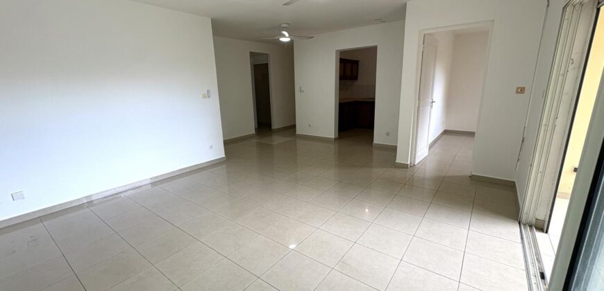 En vente un appartement de 70m2 avec varangue à Saint Benoit