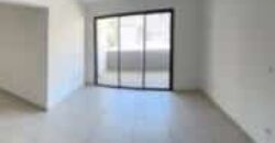 En vente un appartement F3 de 102m2 proche des commerces à Saint Denis