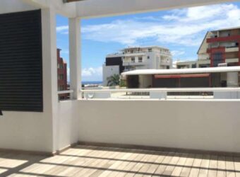 À louer un appartement de 100m2 dans une résidence à Saint Denis