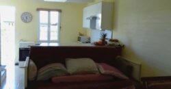 En vente un chalet T3/4 en duplex rénové situé dans un cadre paisible et verdoyant au Tampon