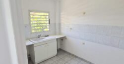 À louer un appartement de 45m2 dans une résidence avec parking à Sainte Suzanne