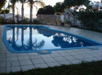 À vendre appartement T3 en duplex de 57 m2 situé dans une résidence avec piscine au Tampon