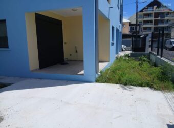 À louer appartement T4 neuf dans une résidence privée et sécurisée situé au centre-ville du Port