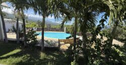 Villa d’exception à vendre à la Pointe des Châteaux – piscine et vue spectaculaire océan et montagne