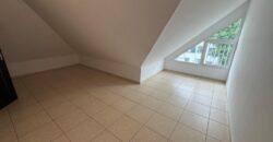 À vendre charmant appartement duplex entièrement rénové T3 situé proche du centre-ville du Tampon