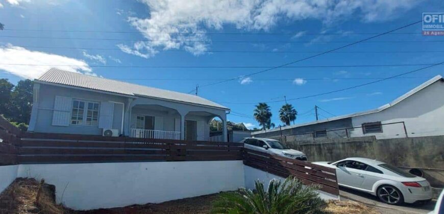 À louer une villa T4 de plain-pied située à Ravine des Cabris proche du centre-ville