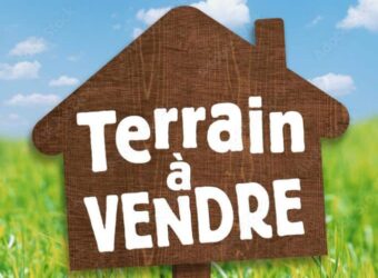 En vente un terrain de 372m2 dans le quartier de Commune Bègue à Sainte Suzanne