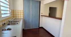 À vendre appartement T4 lumineux avec varangue et double parking à La Rivière des Pluies – Sainte-Marie