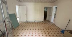 En vente maison créole T3/T4 à rénover avec local commercial à La Montagne