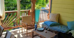 À vendre un complexe immobilier d’environ 200 m2 situé à Terre Sainte à deux pas pas de la plage