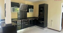 À louer une charmante maison T3 située dans un quartier calme à Saint Pierre