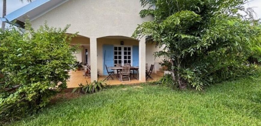 À vendre une charmante maison T6/7 avec piscine dans un lotissement privé à La Montagne
