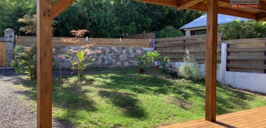 À louer une très belle villa F4 meublée située à La Rivière Saint-Louis