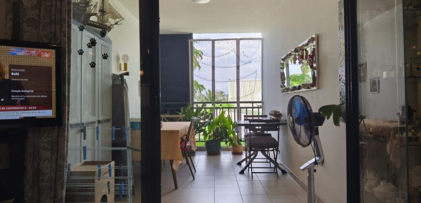 À vendre un charmant appartement T3 de 70.60 m2 situé en plein coeur de La Possession Réunion