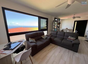 À vendre appartement T3 de 60.90 m2 avec vue mer et montagne situé aux Avirons Réunion