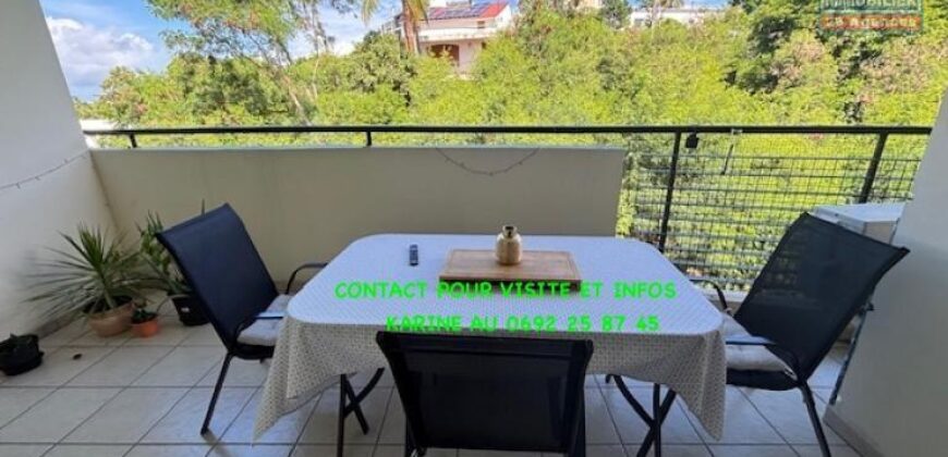 À vendre un appartement T2 de 43.21m2 dans une résidence à Sainte Clotilde Réunion