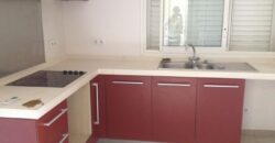 À vendre  une maison T5 mitoyenne avec jardin à La Montagne Saint-Denis Réunion