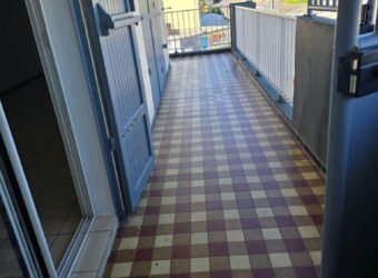 À louer un appartement T3 de 70m2 proche des commerces à Saint André Réunion