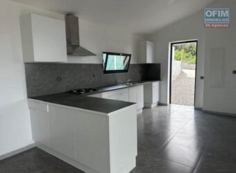 À louer une charmante maison T3 de 75 m2 à La Plaine des Cafres Réunion