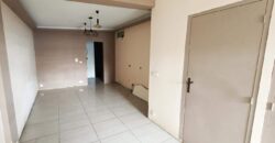 À louer grand local commercial de 260 m² idéalement situé au rond-point des Métiers à Quartier Français Sainte Suzanne Réunion