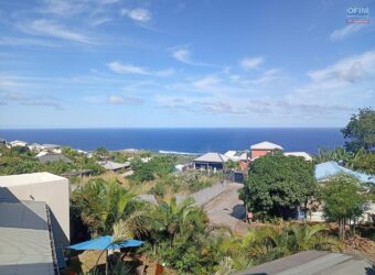 En vente maison F4 de 180 m² sur un terrain de 280m2 avec piscine à Piton Saint-Leu Réunion