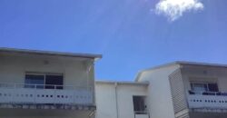 À louer un lumineux appartement F4 meublé offrant vue mer et montagne à Sainte Marie Réunion