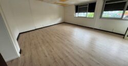 À louer Le Tampon Réunion local professionnel ou commercial rénové 66 m² idéal activité pro