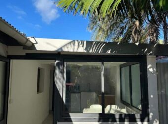 Location d’un charmant studio meublé de 31m2 à la Ligne Paradis St-Pierre Réunion