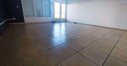 À louer local professionnel ou médical de 50 m2 situé dans le quartier de Ravine du Pont à Petite île Réunion