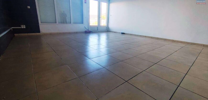 À louer local professionnel ou médical de 50 m2 situé dans le quartier de Ravine du Pont à Petite île Réunion