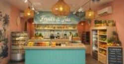 À vendre local commercial avec bail tous commerces situé au 13 rue Victor Le Vigoureux à Saint-Pierre Réunion