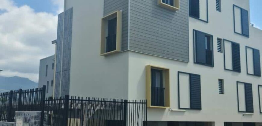 En vente un charmant appartement T3 avec parking à la Résidence Kaloupilé, Beauséjour Sainte-Marie