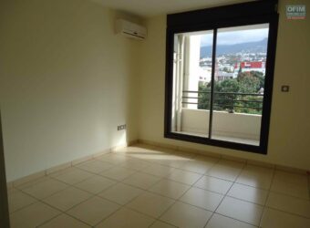 À vendre un appartement T2 proche des commerces à Sainte Clotilde Réunion