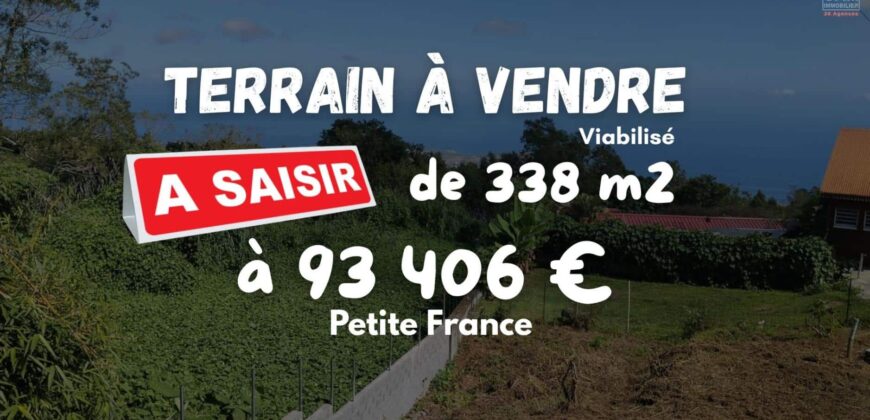 À vendre un terrain constructible offrant vue sur mer et montagne à Saint Paul Réunion