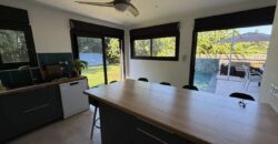 À vendre une charmante villa neuve T5 avec piscine située dans le quartier calme de Montvert Les Bas Réunion