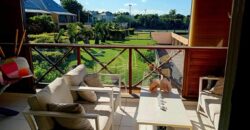 À vendre un appartement T4 duplex de standing de 120 m2 situé à 10 minutes de Saint Pierre Réunion