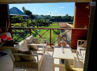 À vendre un appartement T4 duplex de standing de 120 m2 situé à 10 minutes de Saint Pierre Réunion
