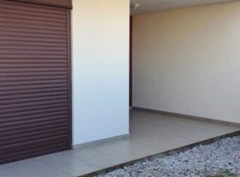 À louer une villa F4 moderne de 89 m2 située en bord de mer à Terre Sainte Saint Pierre Réunion