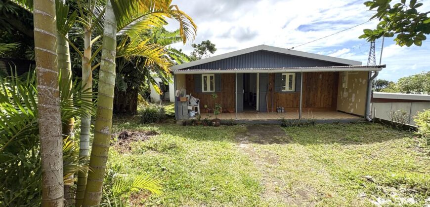 En vente une maison F4 de 70m2 avec garage à Saint Benoit Réunion
