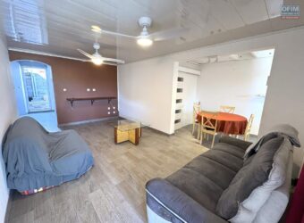 À louer une charmante villa meublée de 93m2 entièrement rénovée à Saint Benoit Réunion