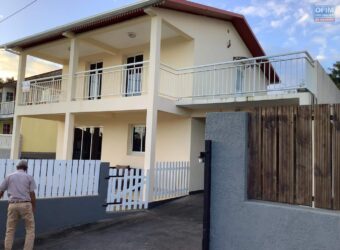 À louer une superbe villa T4 meublée de 80.21 m2 située à La Rivière Saint Louis Réunion