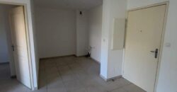 À vendre un appartement T3 de 51m2 proche des commerces à Sainte Clotilde Réunion