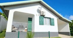 À vendre une jolie maison T4 avec jardin dans une impasse calme à Sainte Clotilde Réunion