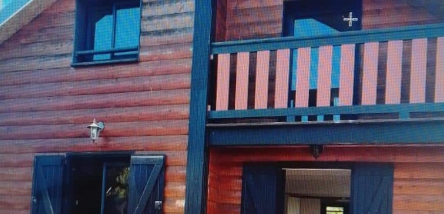 À vendre villa de type F3 de 74 m2 sur un terrain de 255 située dans les hauts de Plaines des Cafres Réunion
