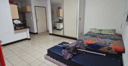 À vendre un studio de 28m2 en plein centre de Sainte Clotilde, Réunion
