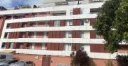 À vendre un appartement T3 de 51m2 proche des commerces à Sainte Clotilde Réunion